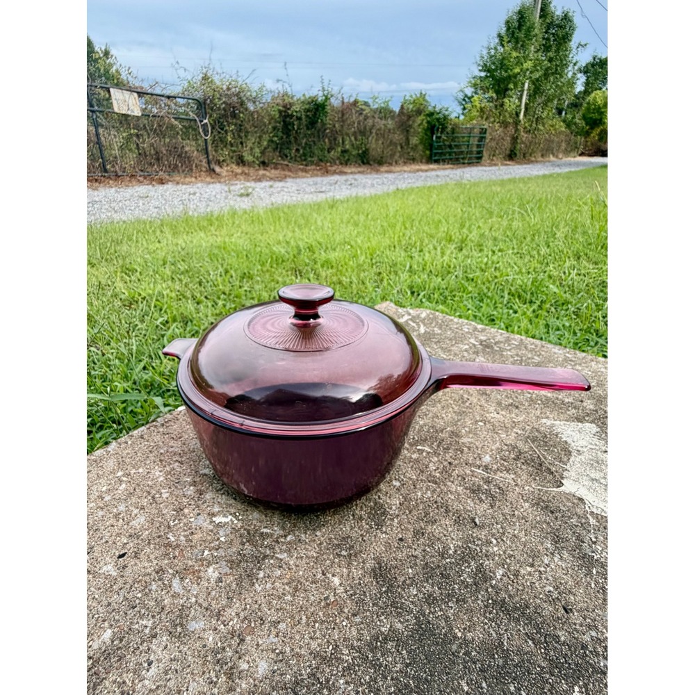 VTG Visions Corning Cranberry Glass 2.5L Saucepan w Pyrex Lid V-2.5-C USA Made